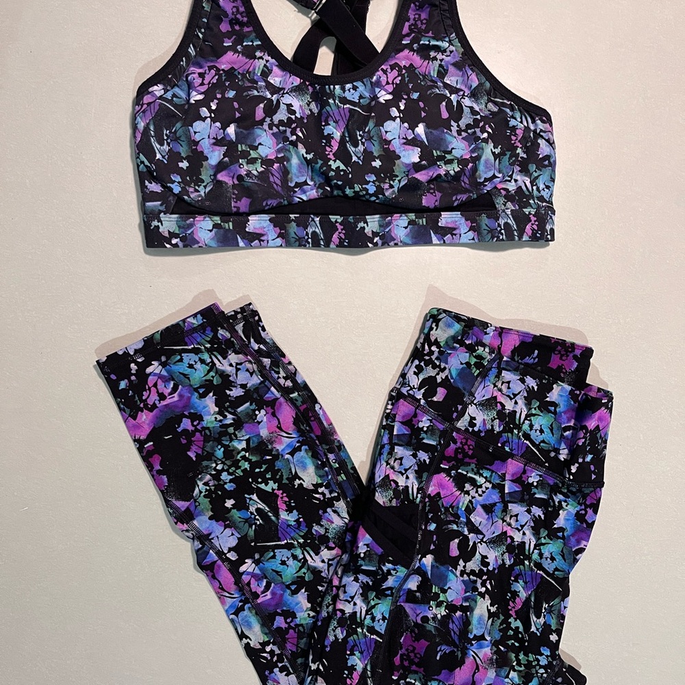 Fabletics Colorful Abstract Sports Bra and Leggings Set
